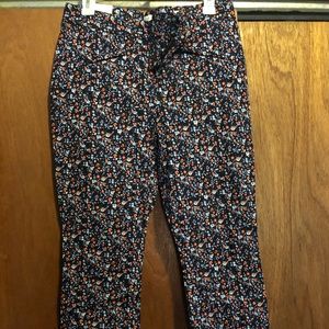 Size 8 ankle pants NWT